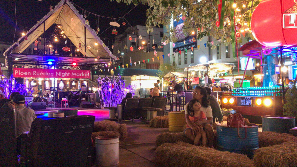 Night Bazar em Chiang Mai