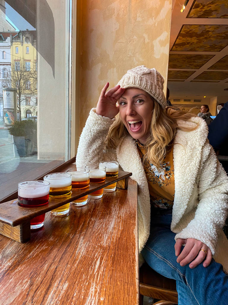 beber cerveja em Praga