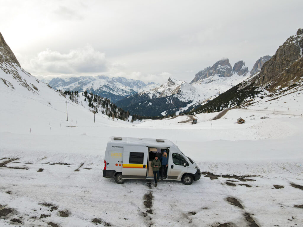 Campervan nas Dolomitas Itália