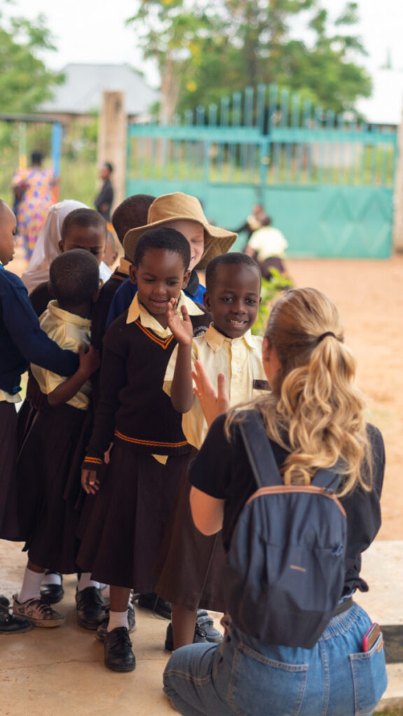 Voluntariado escola Tanzânia