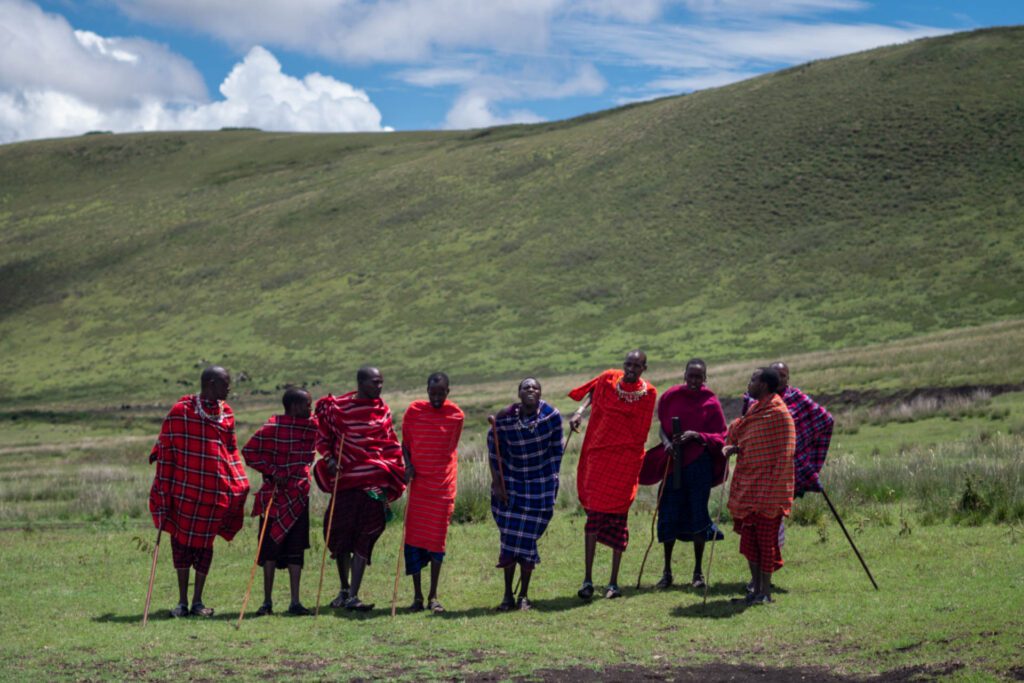 Grupo de homens masai
