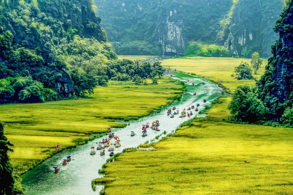 Ninh binh no Vietna, bate e volta de Hanoi