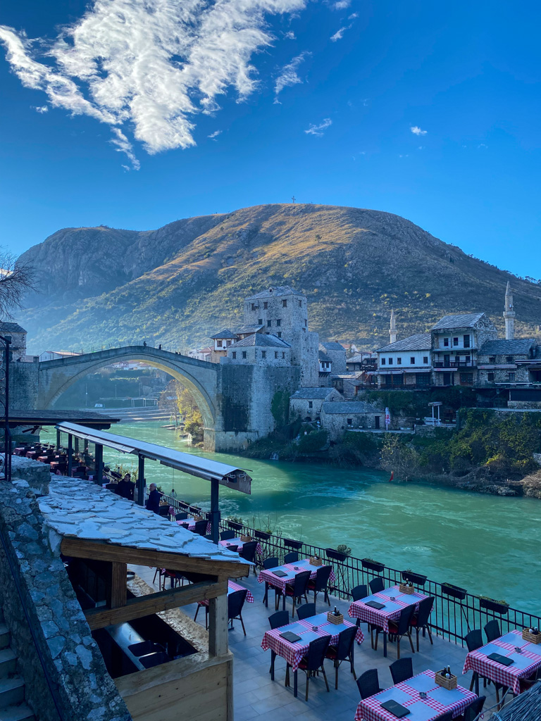 Restaurantes com vista para Ponte Velha de Mostar