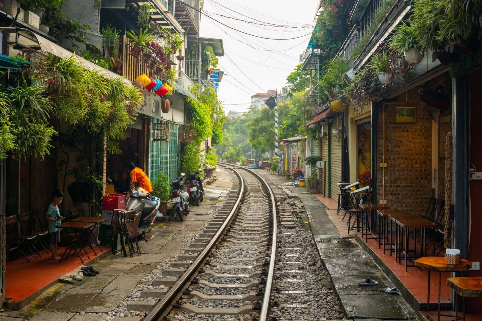 Rua do trem em Hanói